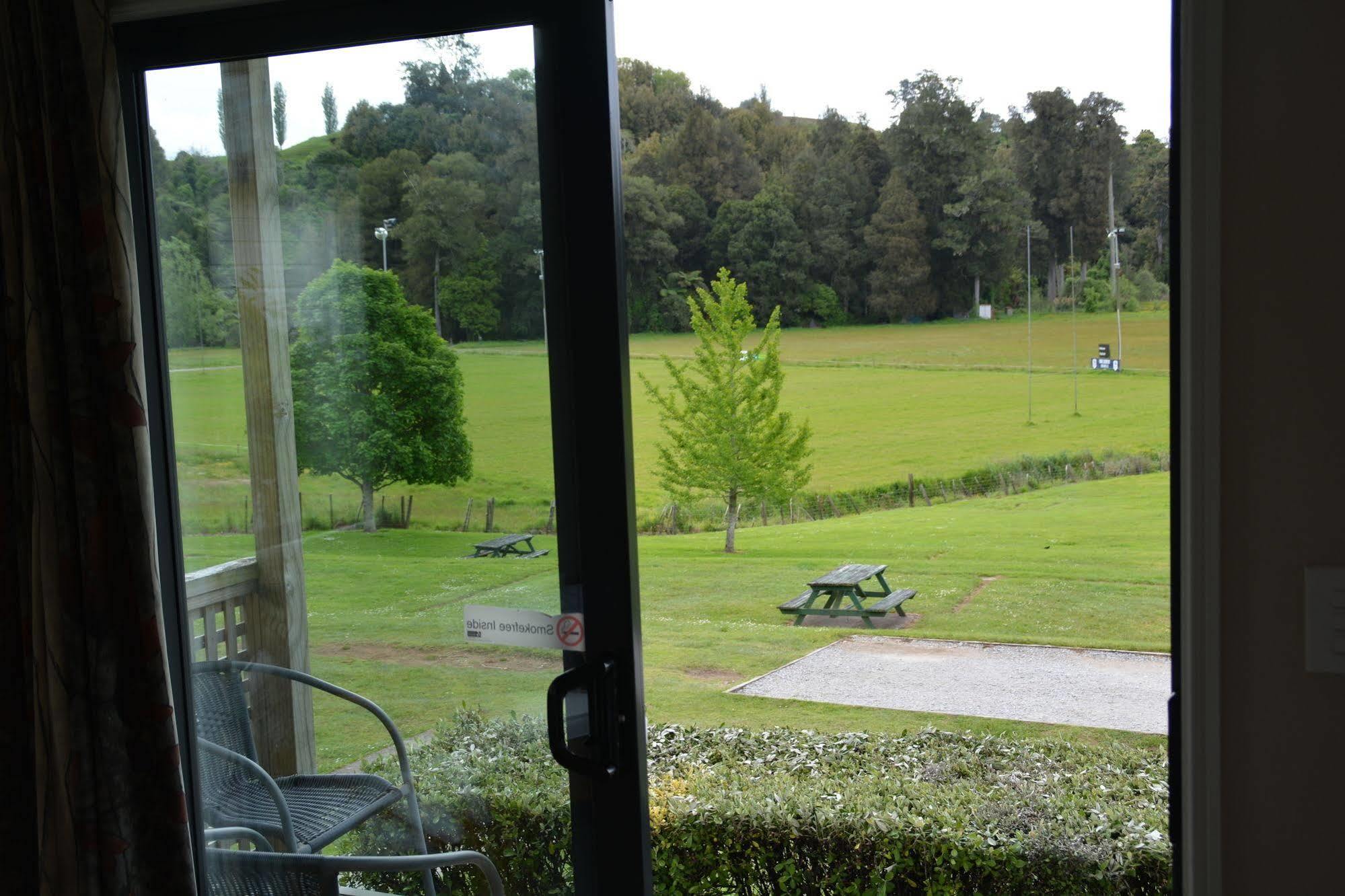 Waitomo Top 10 Holiday Park Waitomo Caves Exterior photo